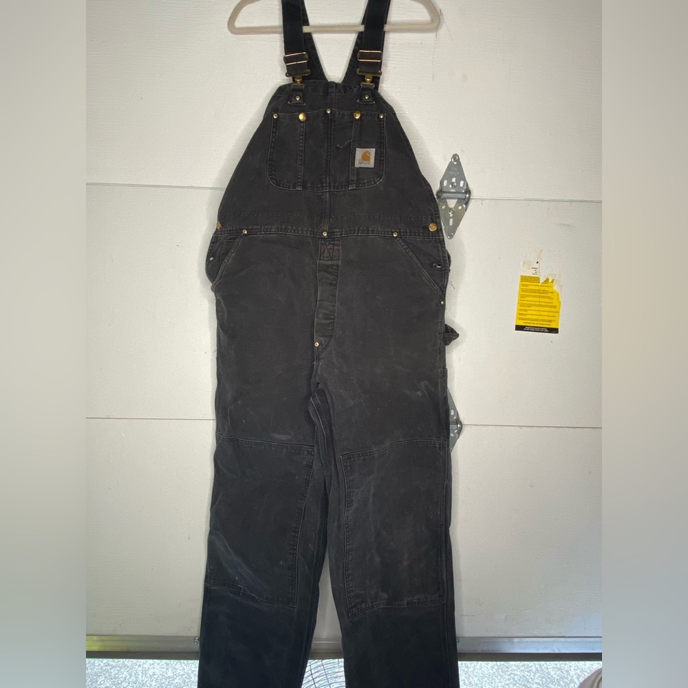 Men’s Black Bib Carhartt Overalls 40x32Length,gently worn